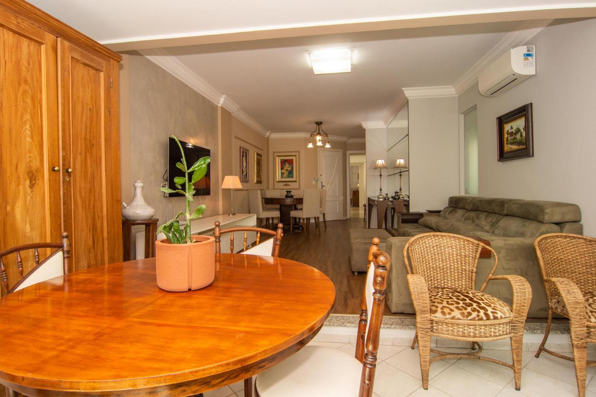 Elegancia Classica 100M Da Praia Na Rua 3700 P1397 Balneário Camboriú المظهر الخارجي الصورة