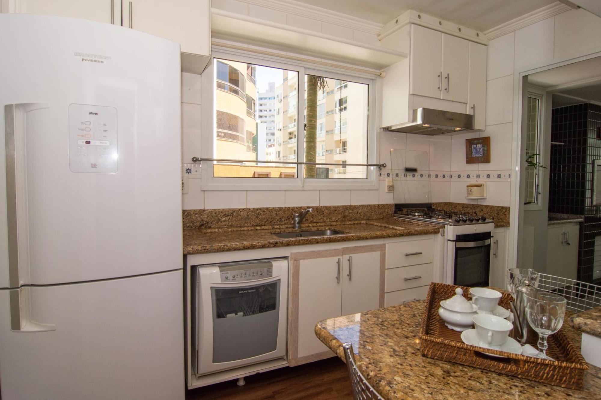 Elegancia Classica 100M Da Praia Na Rua 3700 P1397 Balneário Camboriú المظهر الخارجي الصورة